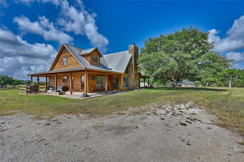 Virtual tour of 3090 Old Navasota Rd