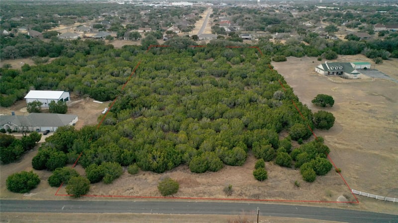 Virtual tour of 310 Sundance Trl
