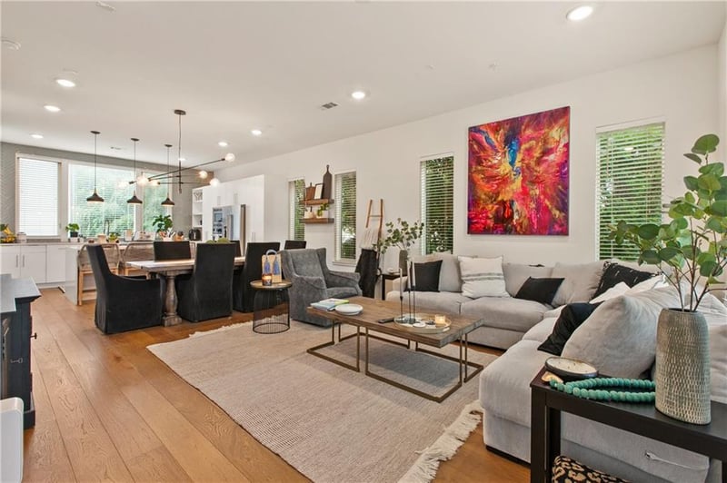 Virtual tour of 3100 Menchaca RD Unit #23