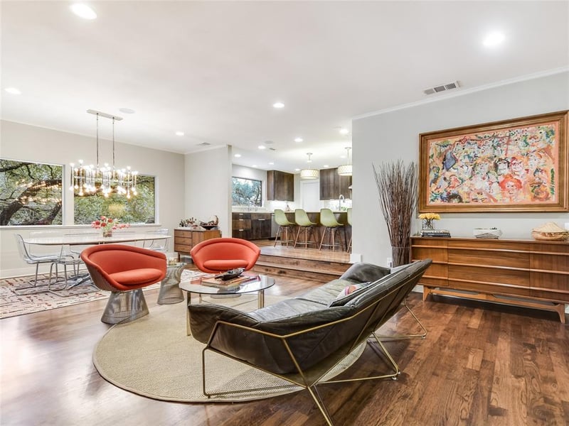 Virtual tour of 3103 Perry LN