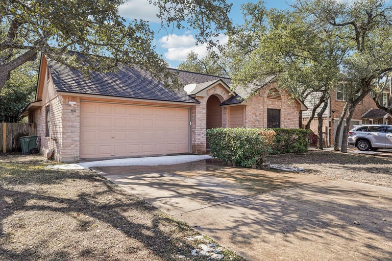 Virtual tour of 3107 Pepper Grass TRL