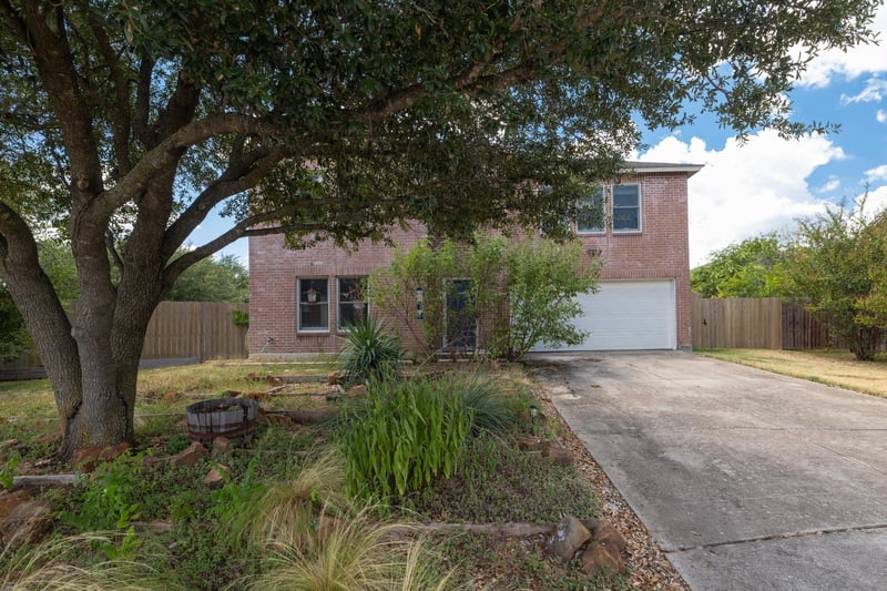 Virtual tour of 311 Crossland CV