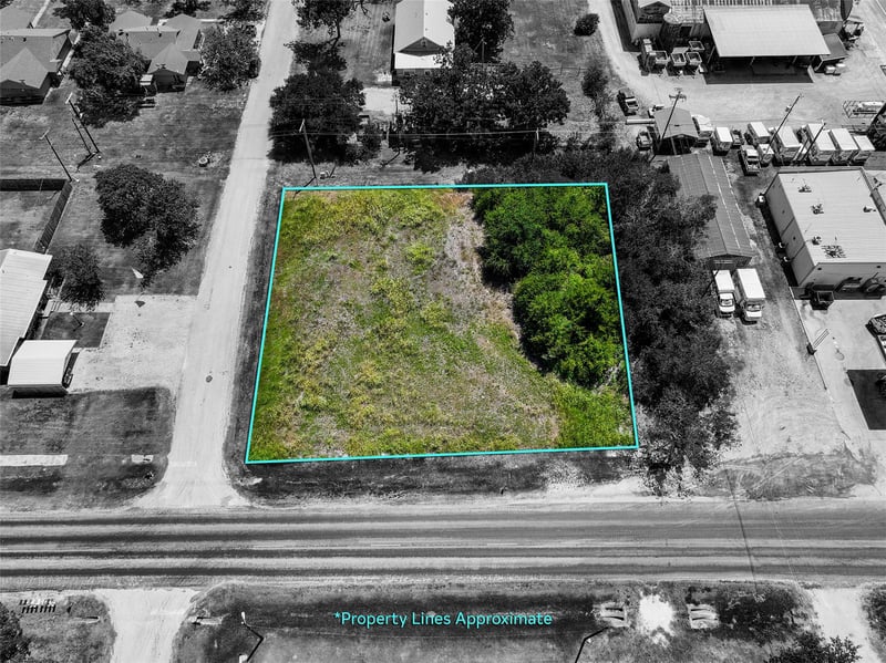Virtual tour of 311 E Clark ST