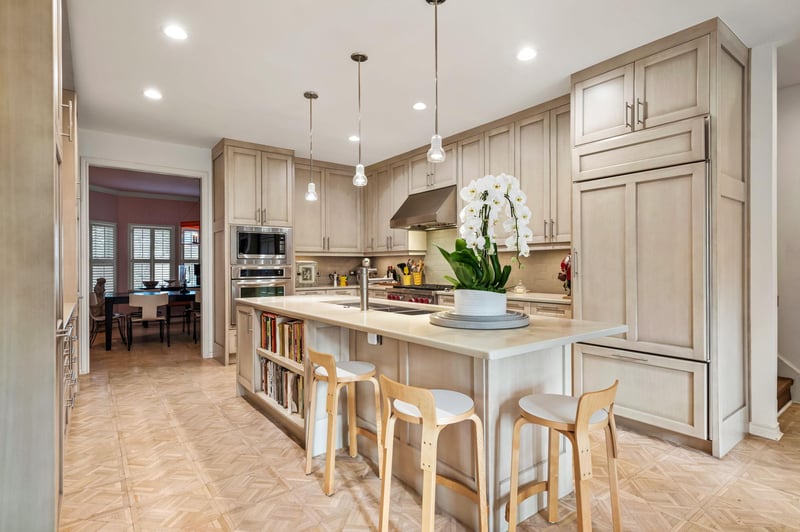 Virtual tour of 311 Ridgewood RD