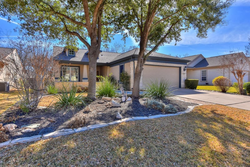 Virtual tour of 312 Monarch TRL