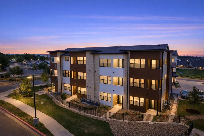 Virtual tour of 315 Holton DR Unit #201