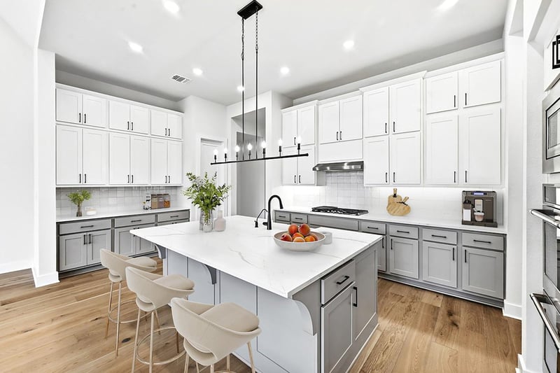 Virtual tour of 315 Leaning Rock RDG
