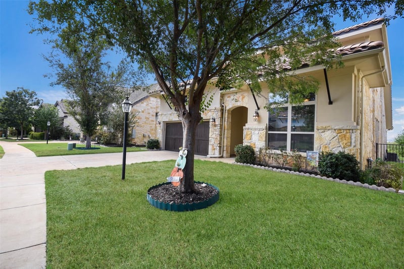 Virtual tour of 316 Maxwell WAY Unit #11
