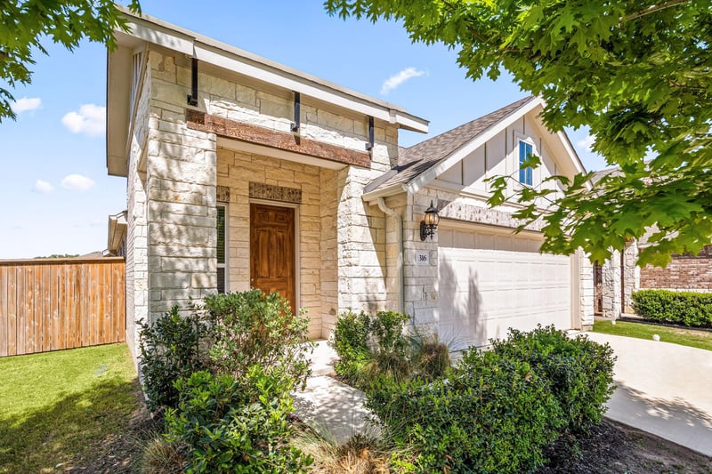 Virtual tour of 316 Old Trinity WAY