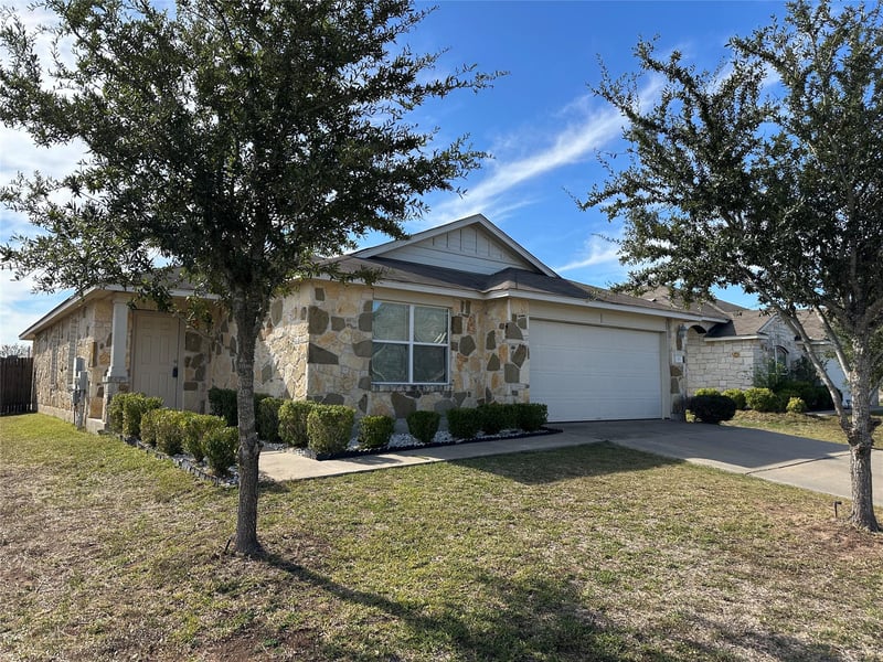 Virtual tour of 316 Pack Horse Dr