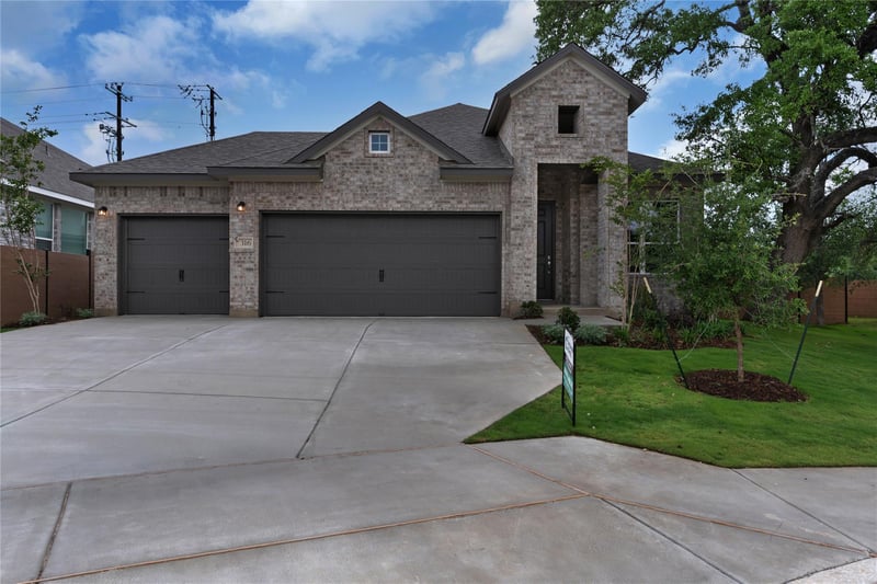 Virtual tour of 316 Ridgewell LOOP