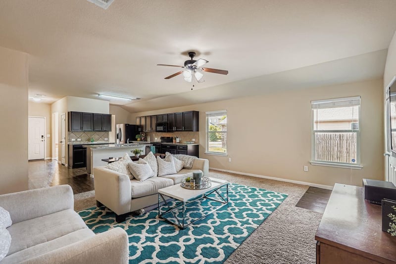 Virtual tour of 316 Unity DR