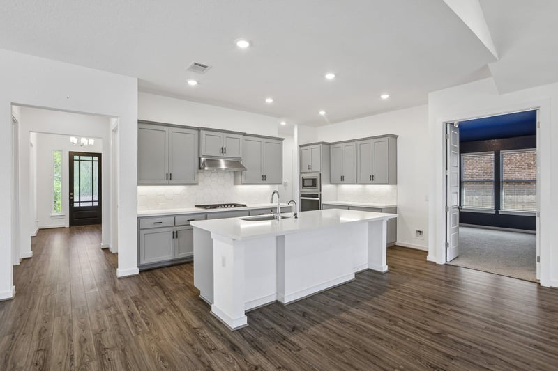 Virtual tour of 317 Independence Dr