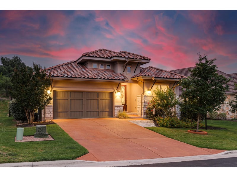 Virtual tour of 317 Maxwell WAY