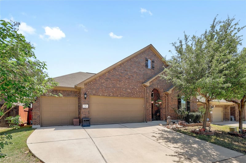 Virtual tour of 317 Orchard Hill TRL