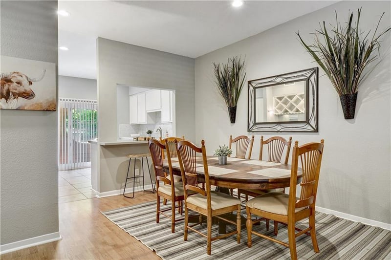 Virtual tour of 3200 Duval St Unit #207