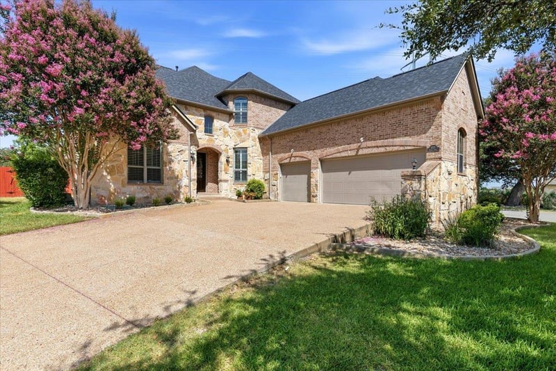Virtual tour of 3201 Napali CT
