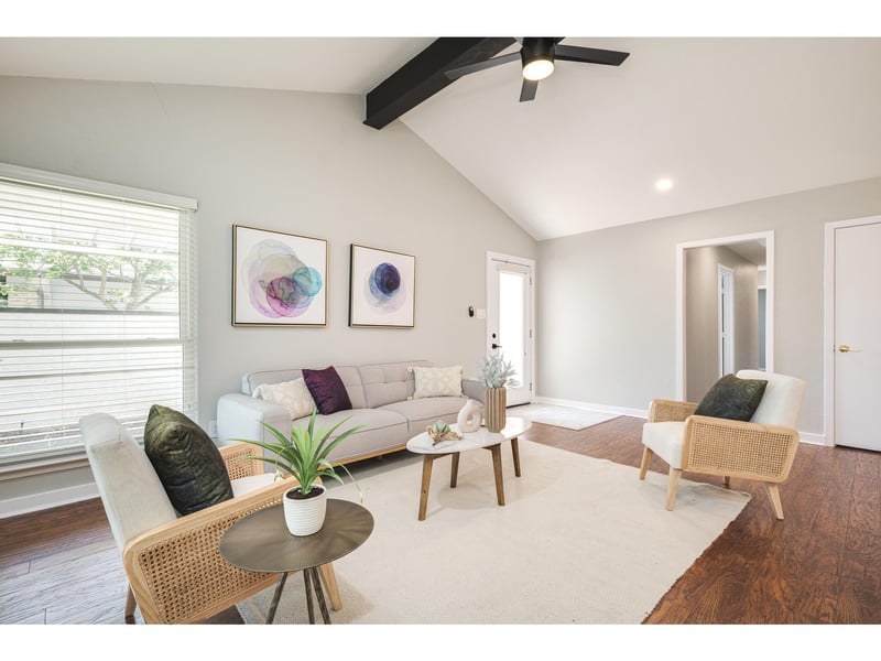 Virtual tour of 3203 Foster LN