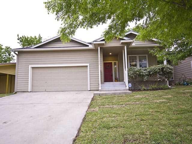 Virtual tour of 3204 South Oak DR