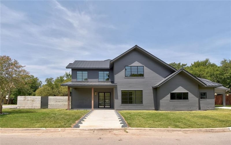 Virtual tour of 3210 Hancock Dr