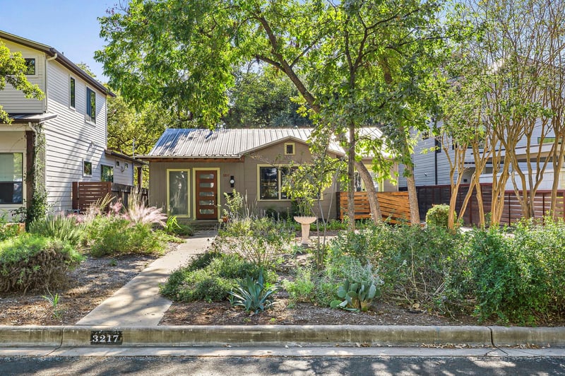 Virtual tour of 3217 Bonnie RD
