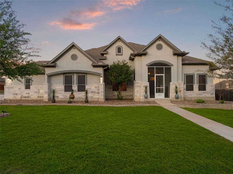 Virtual tour of 3235 Jasons WAY
