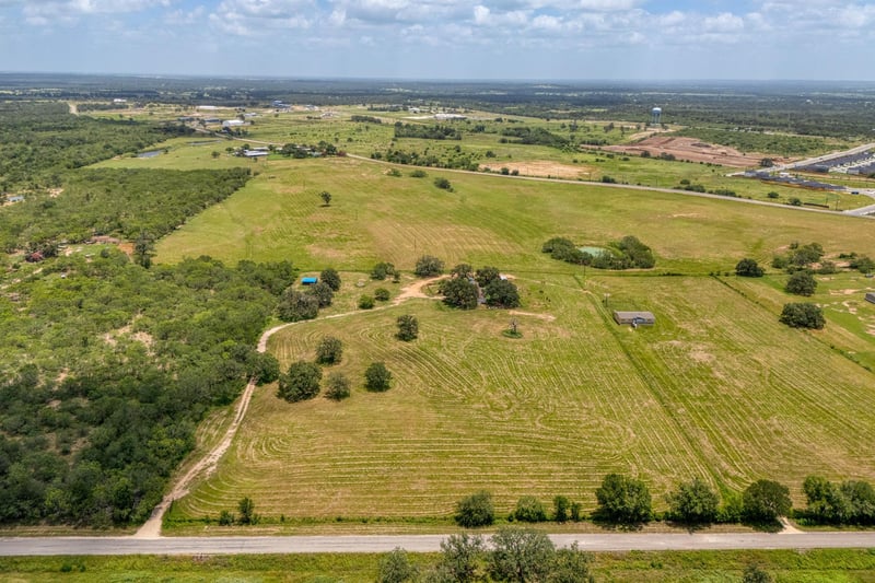 Virtual tour of 3291 Washburn RD