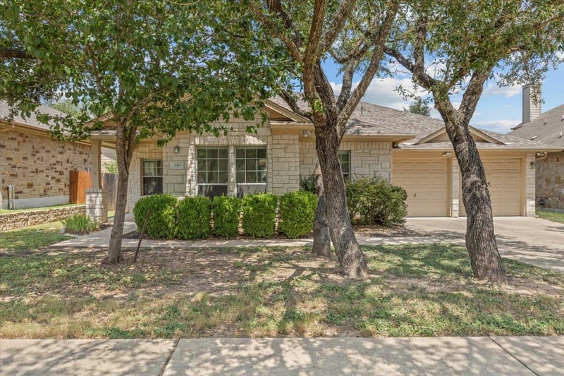 Virtual tour of 330 Canterbury DR
