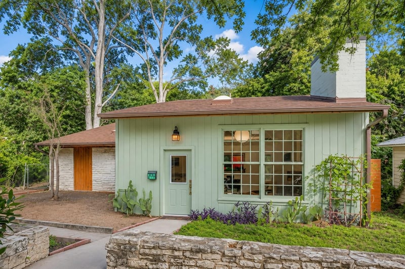 Virtual tour of 3302 Cherrywood RD