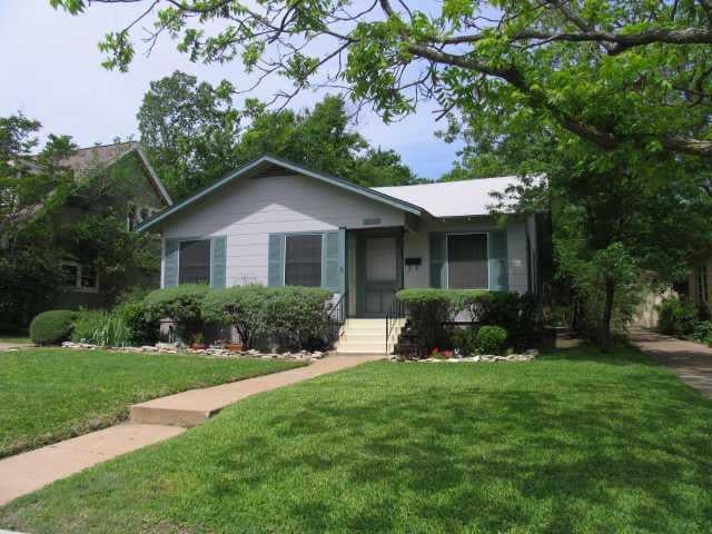Virtual tour of 3308 Kerbey LN