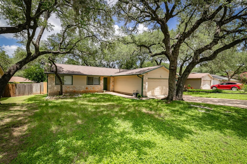 Virtual tour of 3312 Galesburg DR