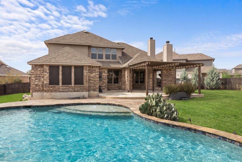 Virtual tour of 3320 Magellan CT