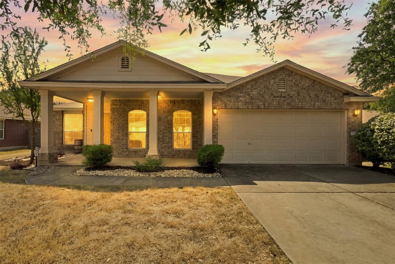 Virtual tour of 3321 Blue Ridge Dr