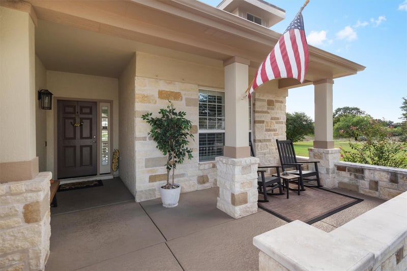 Virtual tour of 335 Yukon Ter