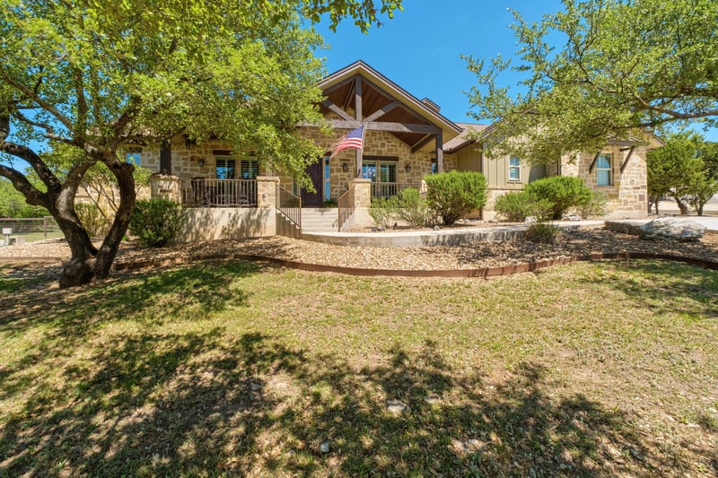 Virtual tour of 337 Golden Eagle LN
