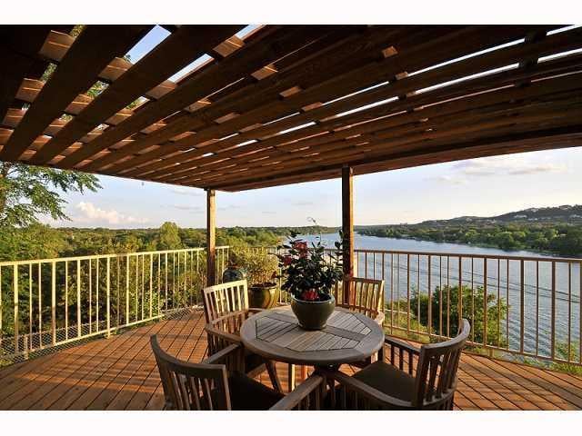 Virtual tour of 3400 Mount Bonnell Rd