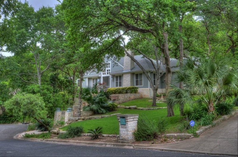 Virtual tour of 3403 Ledgestone Dr