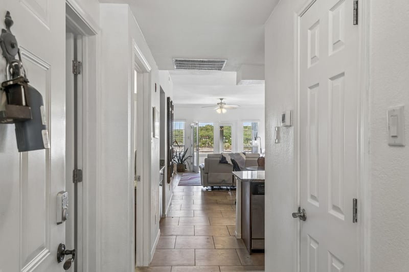 Virtual tour of 3404 American DR Unit #3102