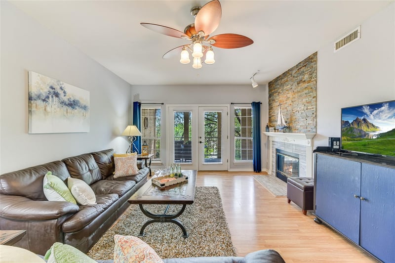 Virtual tour of 3404 American DR Unit #3208