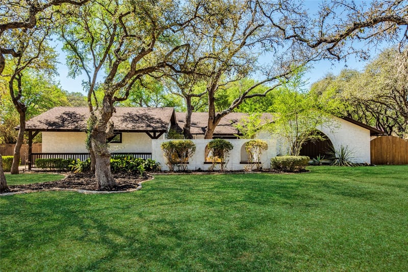 Virtual tour of 3405 Doe Run