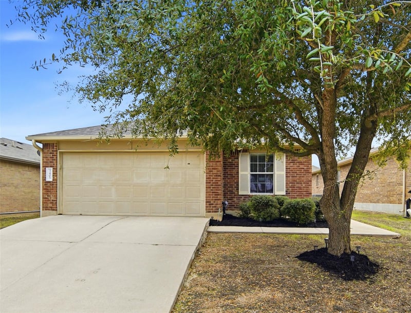 Virtual tour of 3405 Tralagon Trl