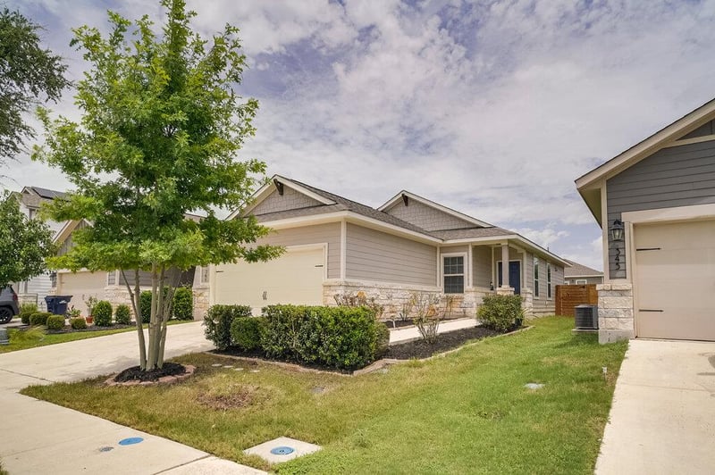 Virtual tour of 341 Ancellotta Way