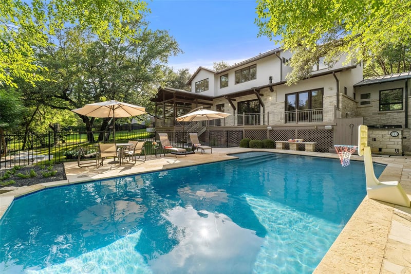 Virtual tour of 3413 Bunny RUN