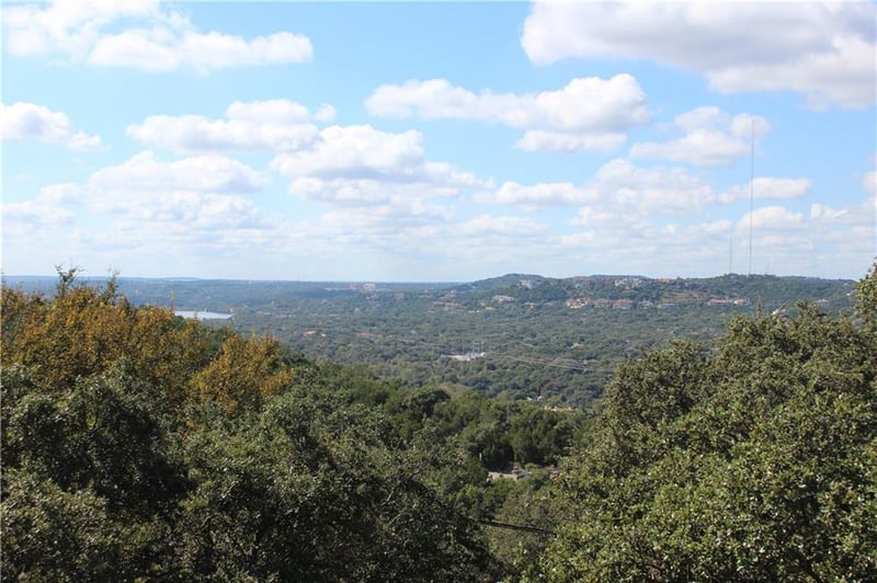 Virtual tour of 3413 Monte Vista Dr