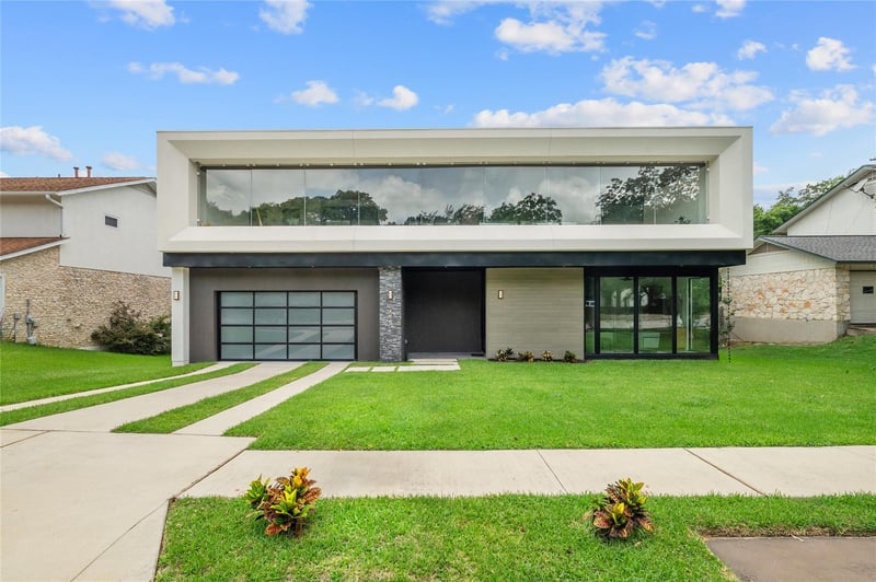 Virtual tour of 3415 Rosefinch TRL