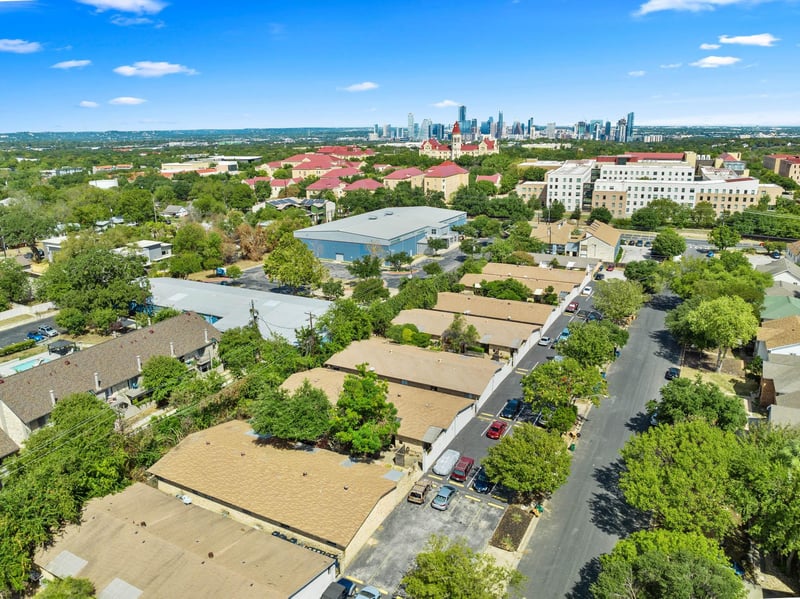 Virtual tour of 3426 Willowrun DR