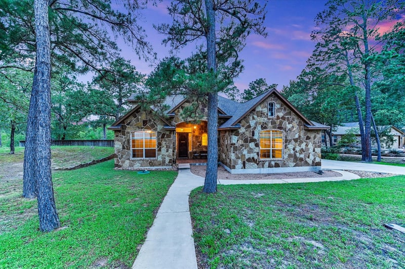 Virtual tour of 344 Tahitian Dr