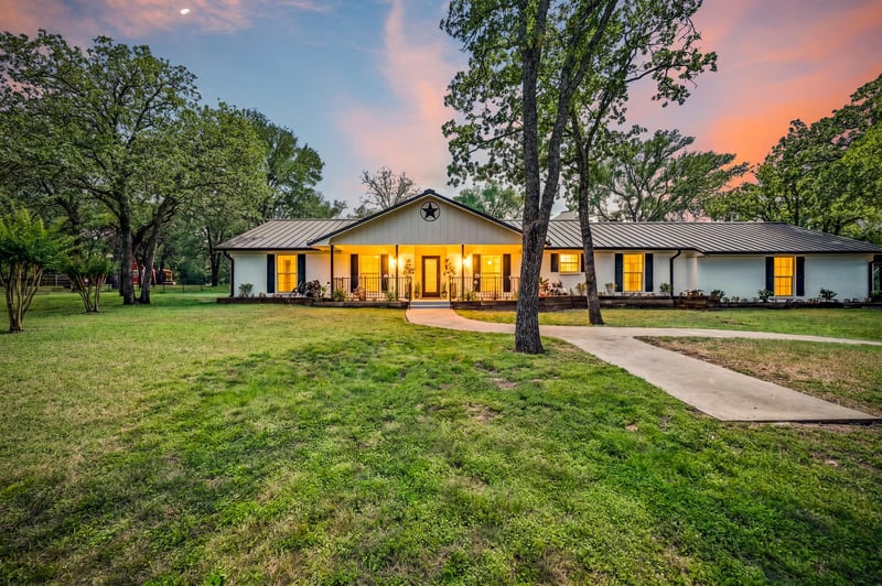 Virtual tour of 3441 FM 439