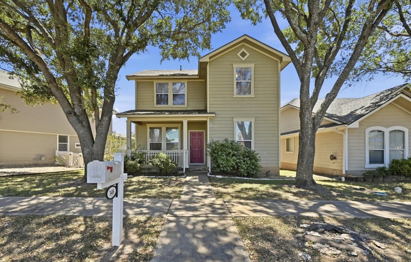 Virtual tour of 348 Sampson