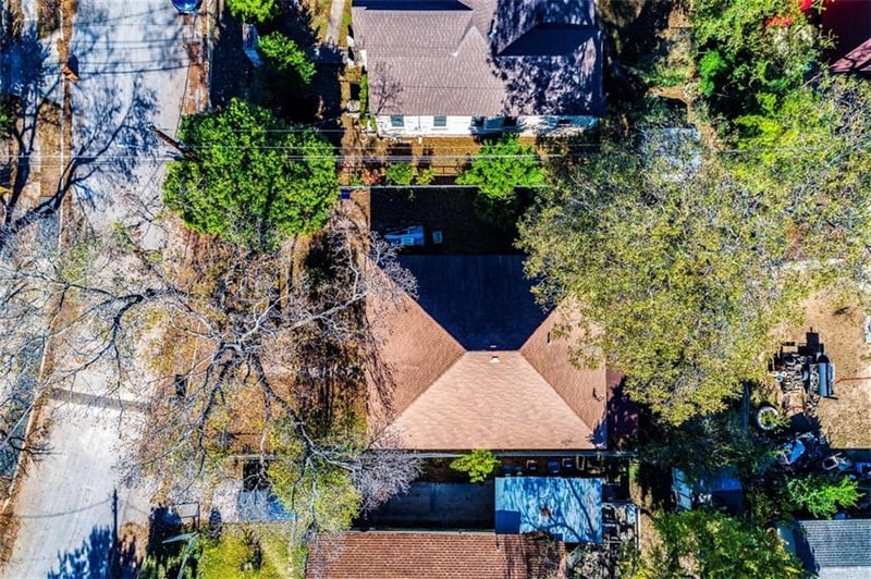 Virtual tour of 35 Chalmers Ave